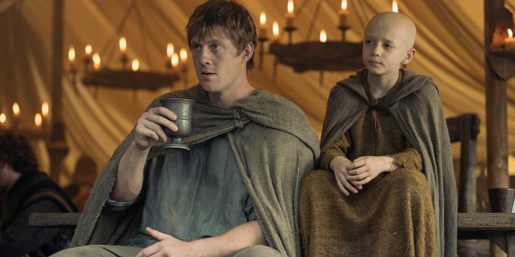 Dunk and Egg sitting together in A Knight of the Seven Kingdoms