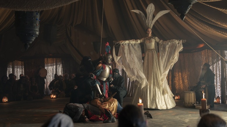 Tanselle and other performers in A Knight of the Seven Kingdoms