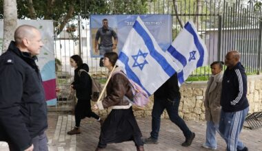 Israel prepares to bury last Gaza hostage