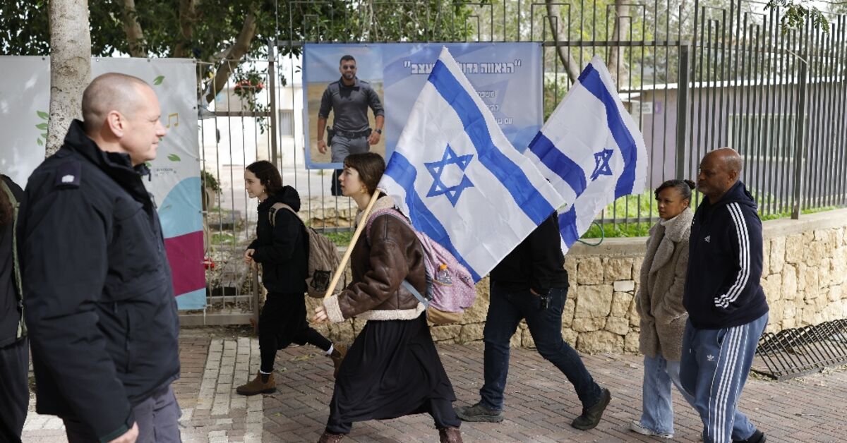 Israel prepares to bury last Gaza hostage