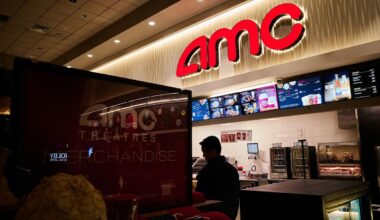 AMC Enters Talks With Bondholders, Sparking Slump in Debt Prices