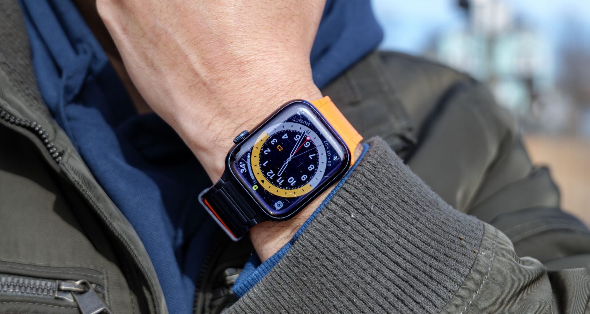 The best dumbphone is the one I'm already wearing on my wrist — and it made me return to life more