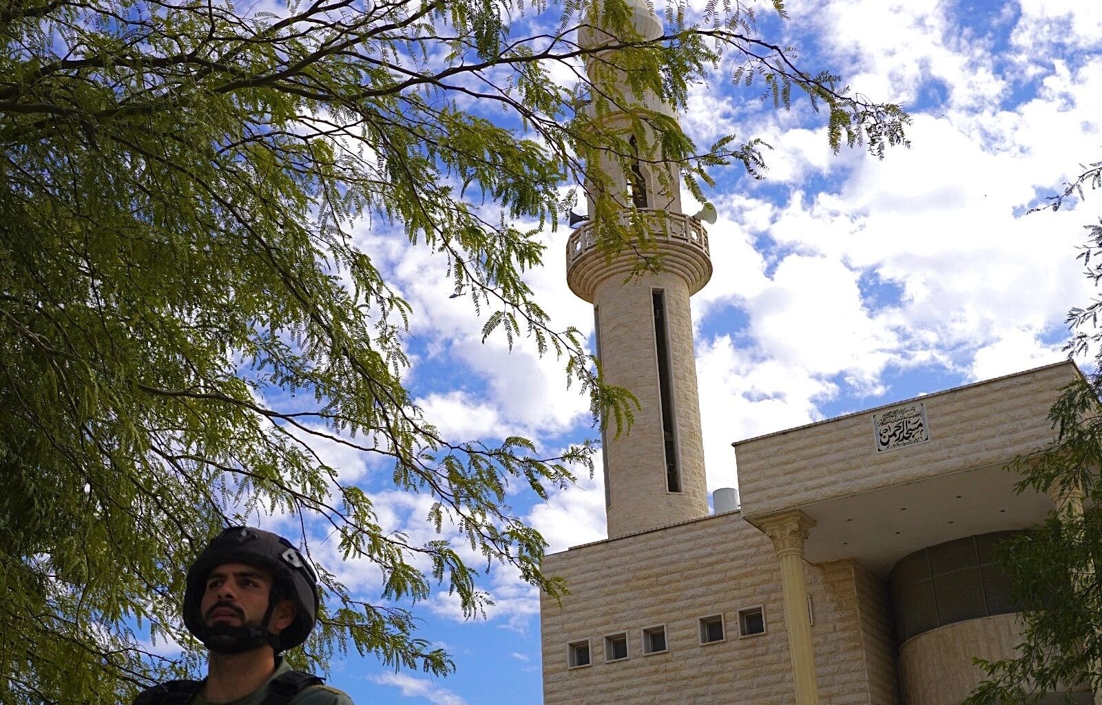 As police besiege Bedouin town, Arabs say they -- not criminals -- are in the crosshairs