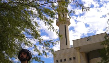 As police besiege Bedouin town, Arabs say they -- not criminals -- are in the crosshairs