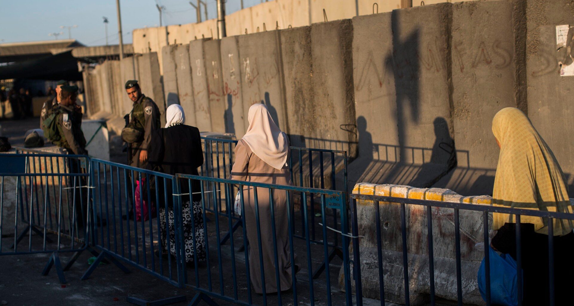 Palestinian students strike as Israel bans access to West Bank teachers | Occupied East Jerusalem News
