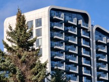 Daylight, telephoto cameras: vivo X300 Pro (7x) - 170mm, f/2.7, ISO 50, 1/660s (4080x3072px) - Honor Magic8 Pro vs. Oppo Find X9 Pro vs. vivo X300 Pro