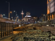 Low light, main cameras, 2x: vivo X300 Pro - 48mm, f/1.6, ISO 1411, 1/25s (4096x3072px) - Honor Magic8 Pro vs. Oppo Find X9 Pro vs. vivo X300 Pro