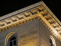 Low light, telephoto cameras: Honor Magic8 Pro (7.4x) - 170mm, f/2.6, ISO 3200, 1/17s (4080x3072px) - Honor Magic8 Pro vs. Oppo Find X9 Pro vs. vivo X300 Pro