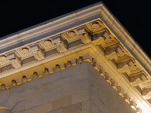 Low light, telephoto cameras, 10x: Oppo Find X9 Pro - 235mm, f/2.1, ISO 3200, 1/17s (4096x3072px) - Honor Magic8 Pro vs. Oppo Find X9 Pro vs. vivo X300 Pro