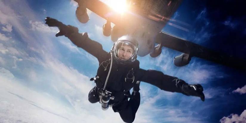 Tom Cruise as Ethan Hunt HALO jumping out of a plane in Mission: Impossible - Fallout