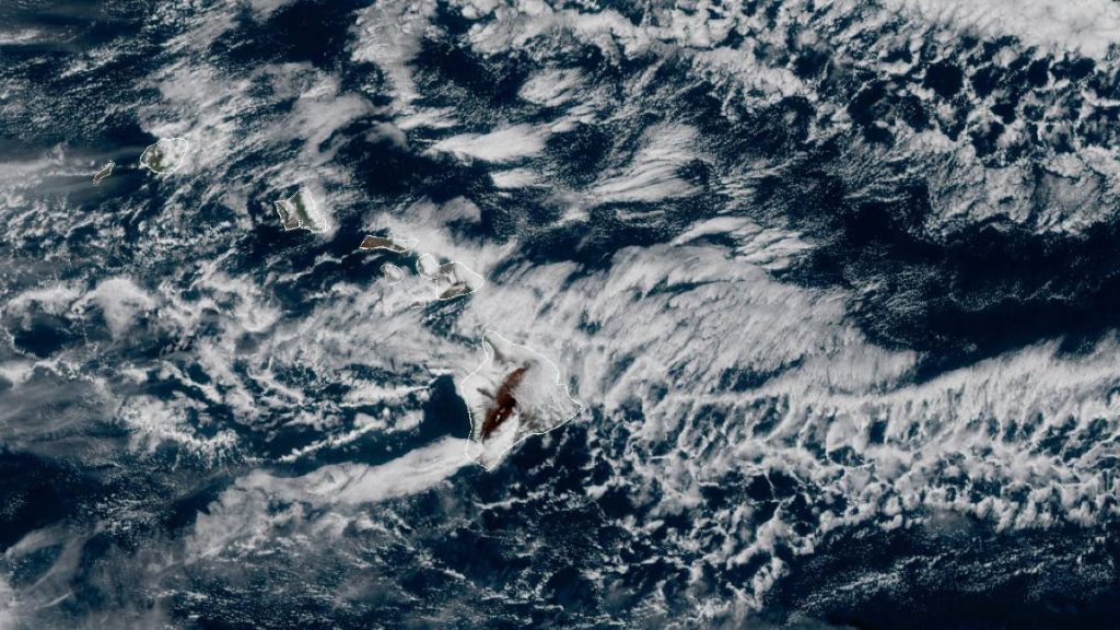 Rain headed to Hawaiian Islands this weekend to bring flood watch : Big Island Now