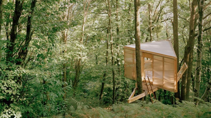Casetta Tessino treehouse by Olin Petzold