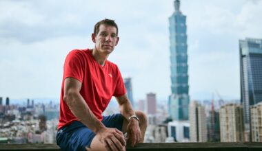 Why Alex Honnold’s ‘Skyscraper Live’ Is Postponed: Netflix Announces New Date & Time for Taipei 101 Climb | Alex Honnold, Netflix | Celebrity News and Gossip | Entertainment, Photos and Videos