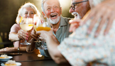 A major genetic analysis reports no association between alcohol consumption and overall cancer risk, offering a more nuanced view than some headline health warnings. The findings arrive as global policy debates intensify over alcohol affordability and taxation.