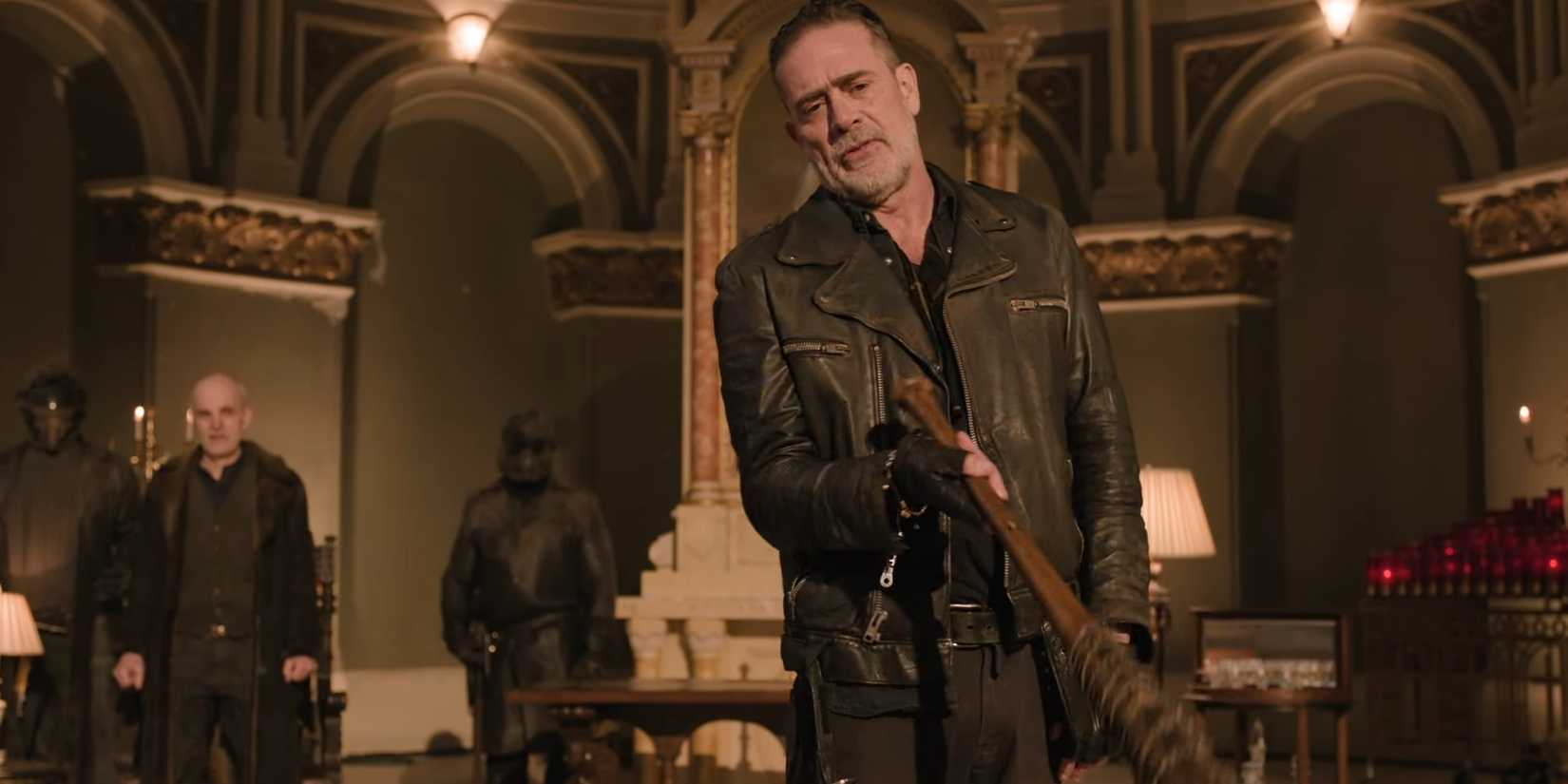 Jeffrey Dean Morgan as Negan pointing his baseball bat at someone in The Walking Dead: Dead City