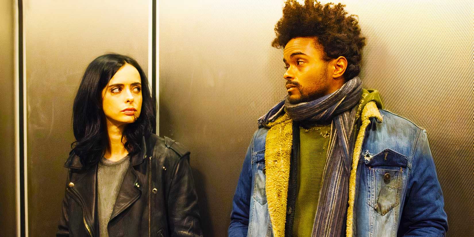 Jessica Jones and Malcolm Ducasse in an elevator