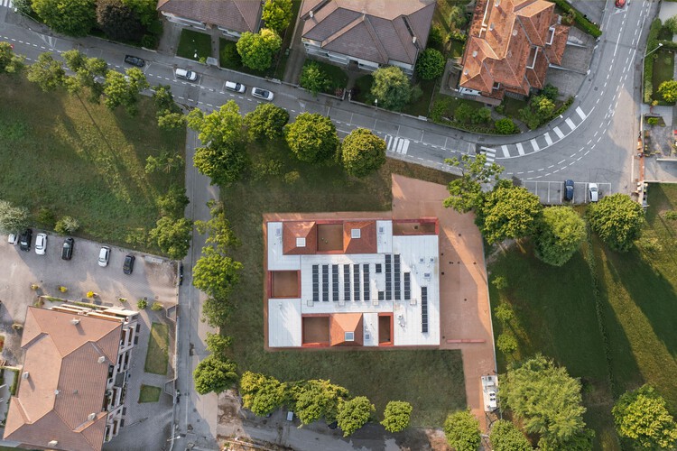 Kinder Rain Kindergarten / AACM - Atelier Architettura Chinello Morandi - Exterior Photography