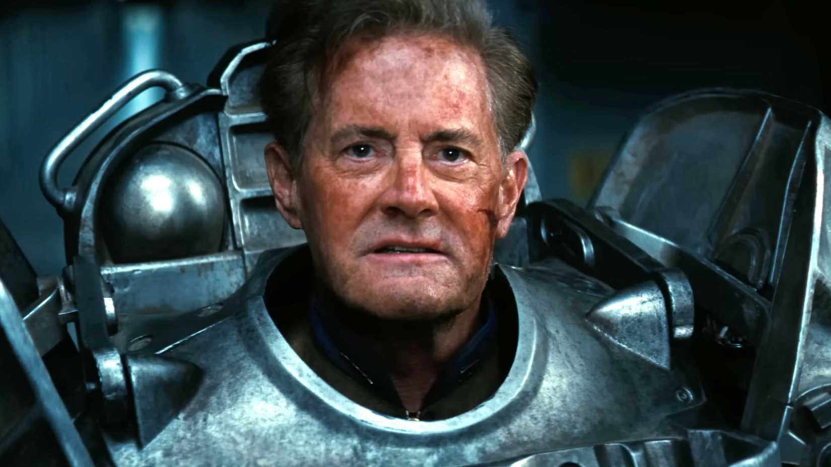 Kyle MacLachlan's Hank looking intensely while in his Power Armor in Fallout season 2
