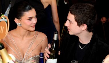 Lip Reading of Kylie Jenner and Timothée Chalamet's Golden Globes Fight