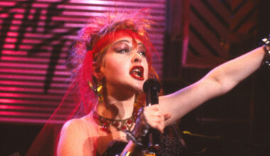 Iconic '80s Love Songs That Went Platinum