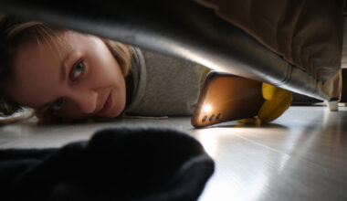 Which Android Phone Has The Best Flashlight?