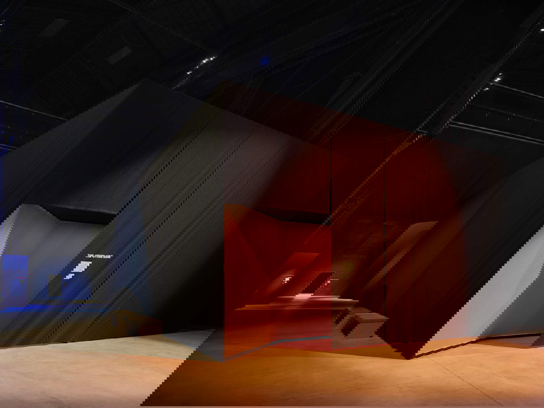 Exhibition layouts of the exhibition Nan Goldin. This Will Not End Well © Nan Goldin, courtesy of the artist, Gagosian and Pirelli HangarBicocca, Milan. Photo: Agostino Osio