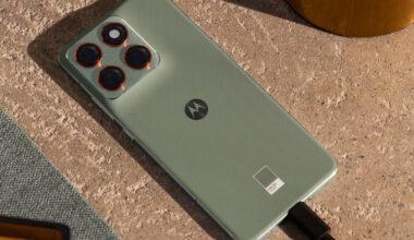 Motorola: New smartphone revealed with massive battery and ultra-bright AMOLED display rumoured