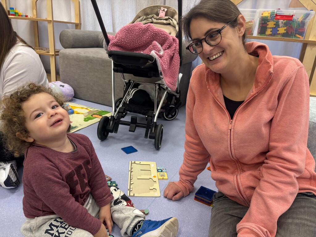 Shir Dayan and son Ari 