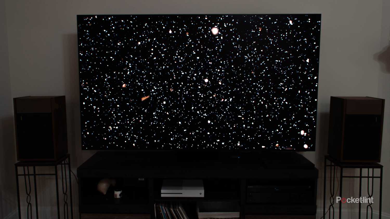 A starfield demonstrating contrast on the Samsung S95D.