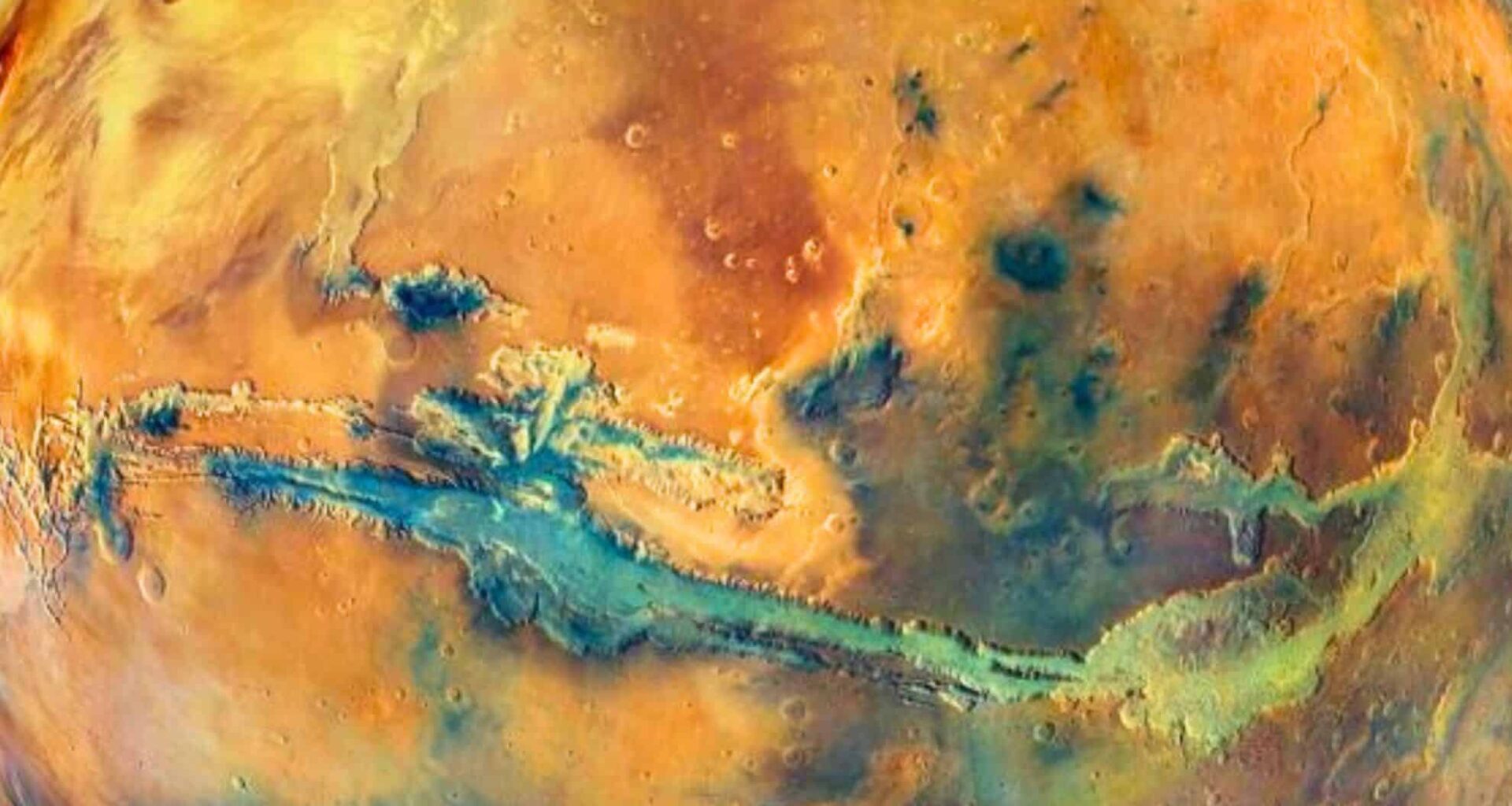 Scientists Just Revealed Mars' Real Colors After 20 Years Of Orbital Secrets