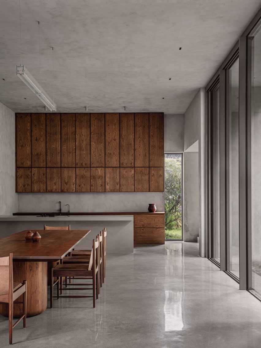 Dining room interior at Zenhouse by Studio Nirvana