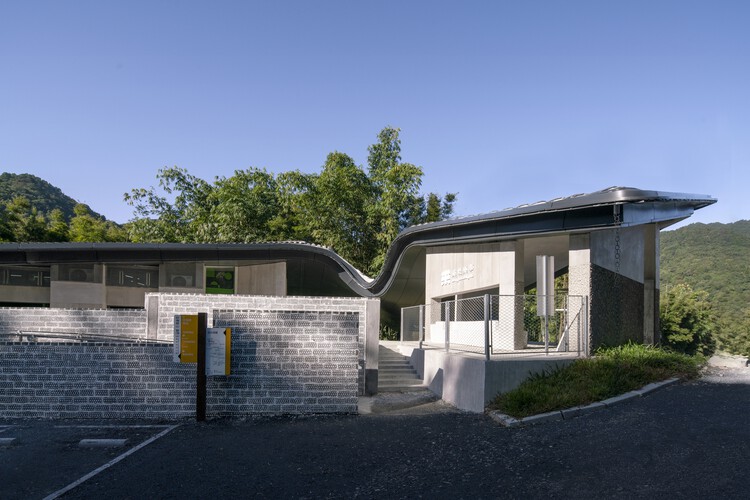 Su Dongpo’s Pleasures at Banhu Ridge / AOMOMO Studio, Shanghai Jiao Tong University - Image 1 of 39