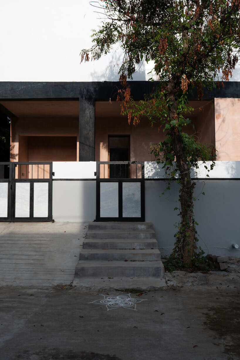 four spatial sequences compose indian residence anchored in memory