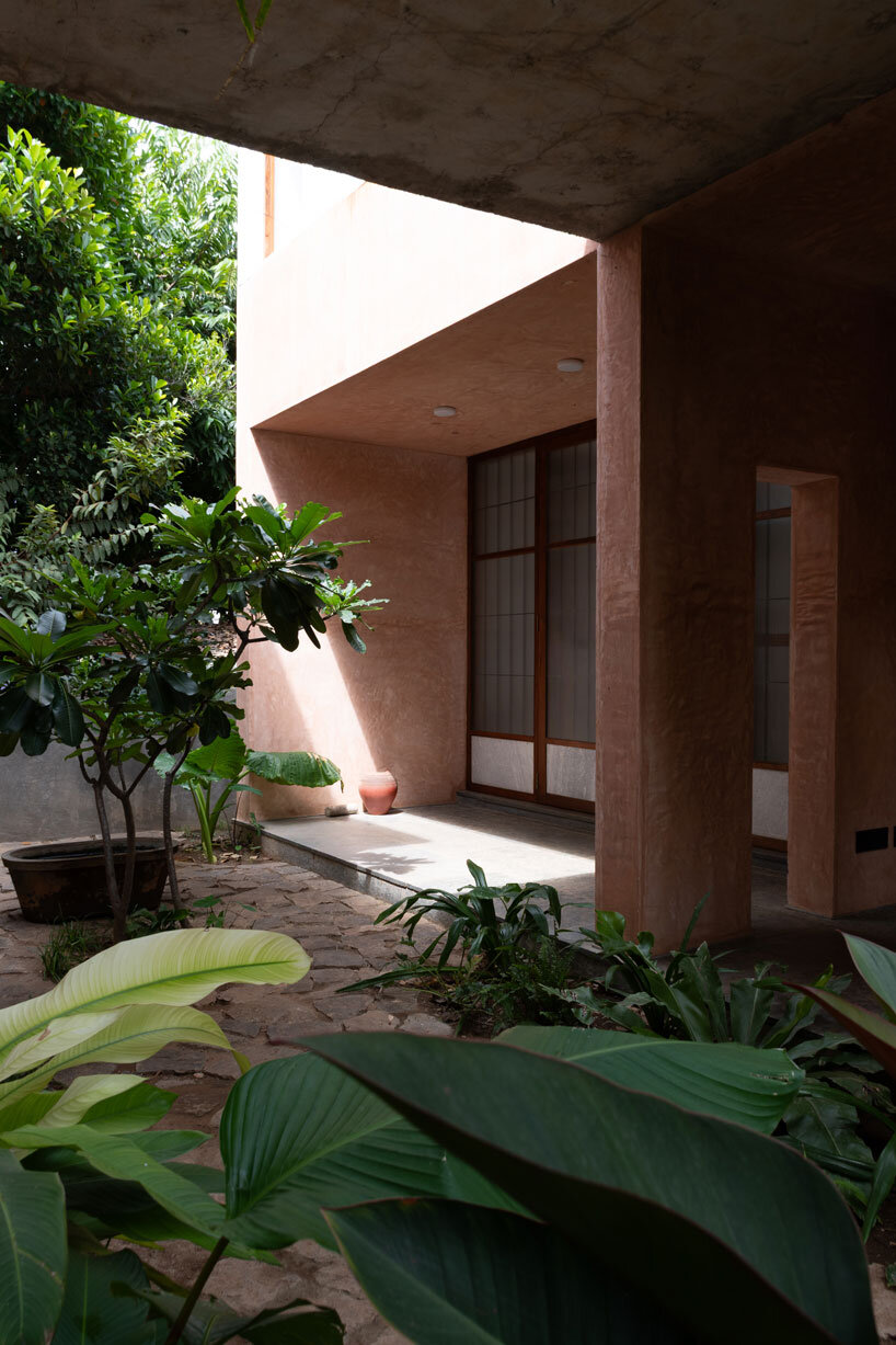 four spatial sequences compose indian residence anchored in memory