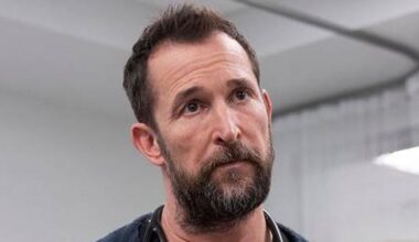 ‘The Pitt’ Season 2 Cast Changes: 2 Stars Exit, Many Confirmed to Return | EG, Noah Wyle, Slideshow, Television, The Pitt | Celebrity News and Gossip | Entertainment, Photos and Videos | Just Jared