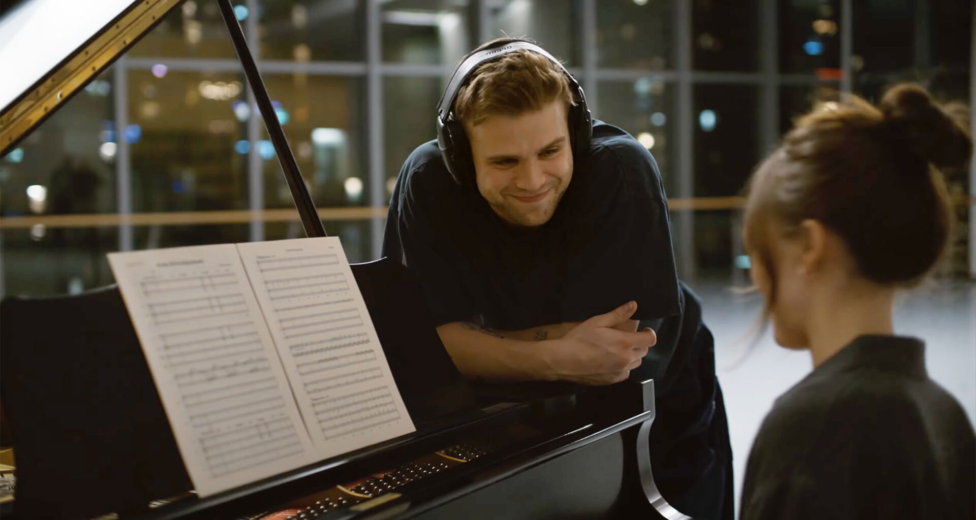 Dustin Hoffman & Leo Woodall in 'Tuner' Clever Heist Thriller Trailer