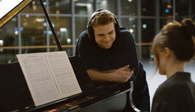 Dustin Hoffman & Leo Woodall in 'Tuner' Clever Heist Thriller Trailer