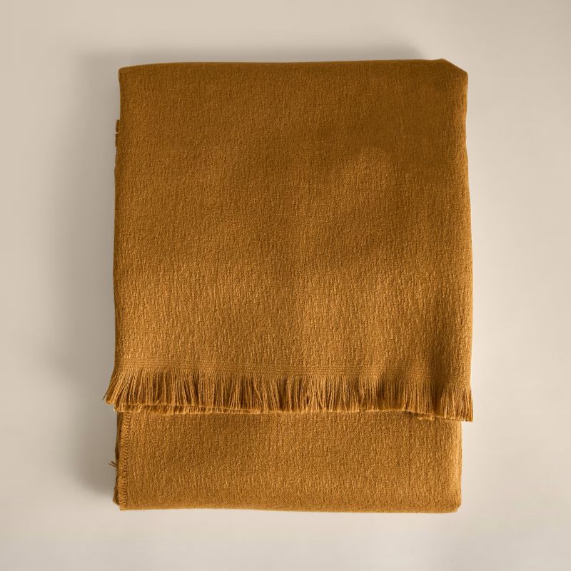 ochre throw