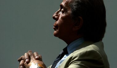 Rome pays its last tribute to fashion 'Emperor' Valentino in a two-day public viewing