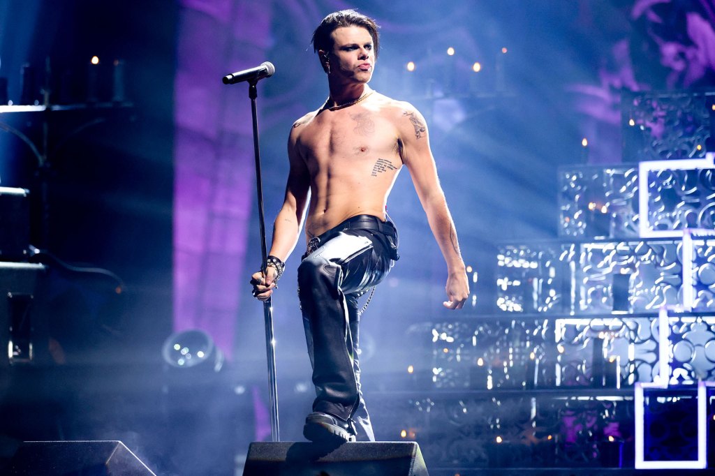 Yungblud Announces Smashing Pumpkins 'Zombie' Collaboration