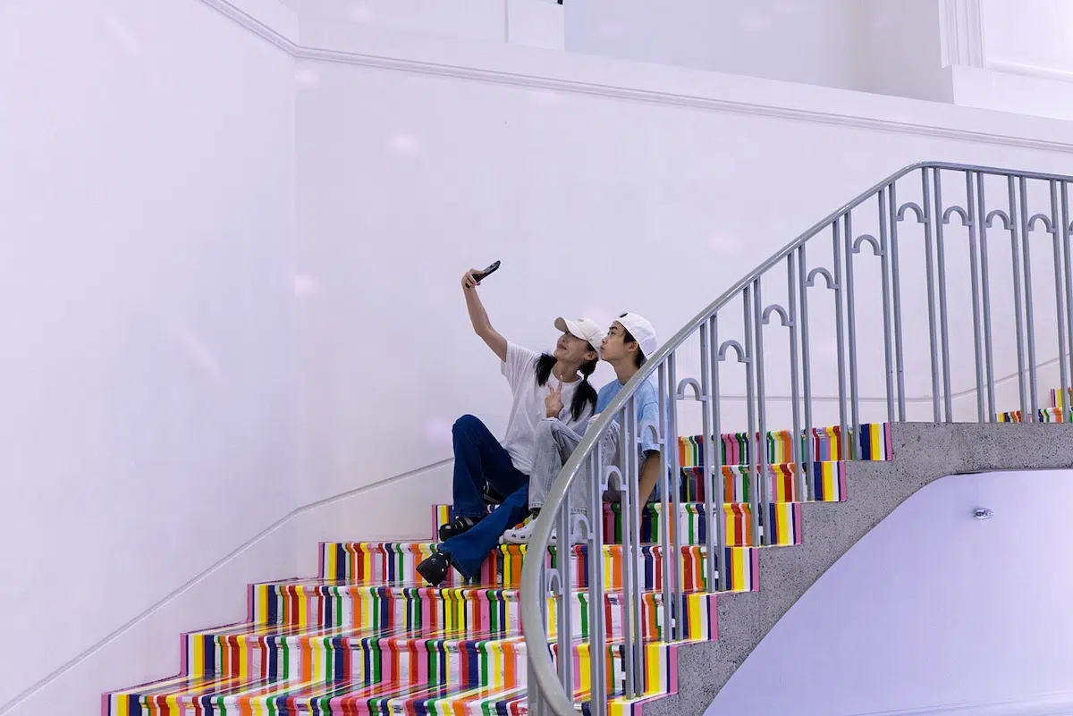 Jim Lambie: Zobop (Colour-Chrome)