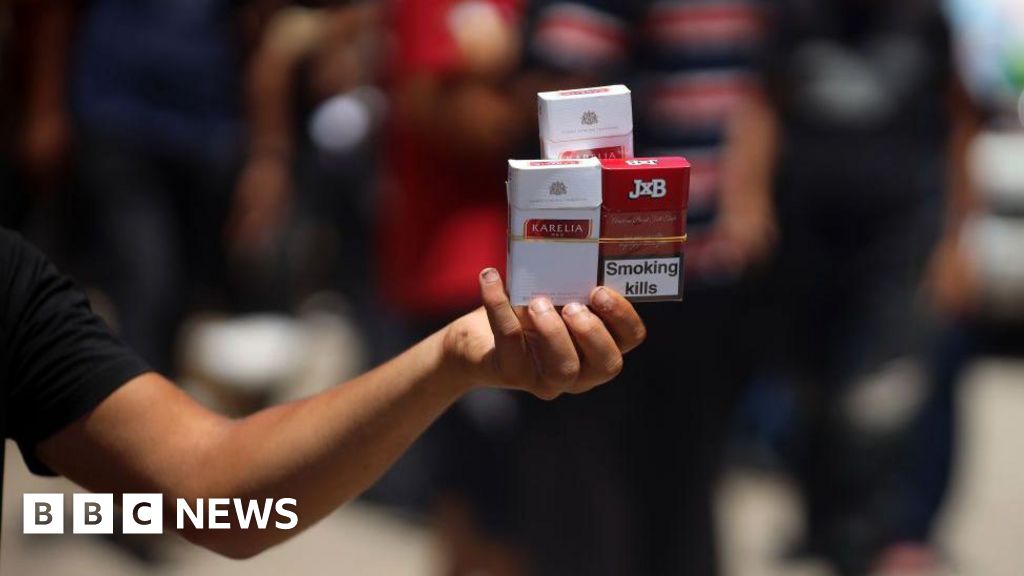 Israeli intelligence chief's brother charged with smuggling cigarettes into Gaza - BBC