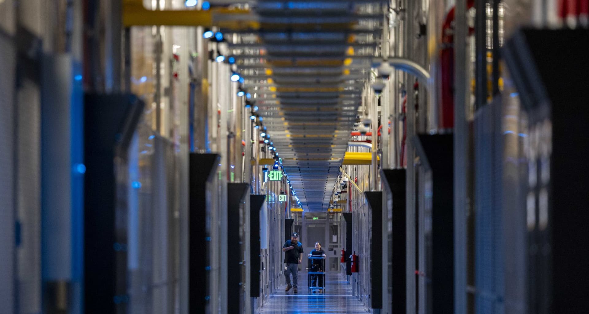 Dividend-paying real estate stocks outperform as AI fears roil markets