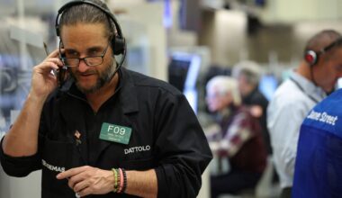 Unstable tariff situation and new AI disruption spark market sell-off