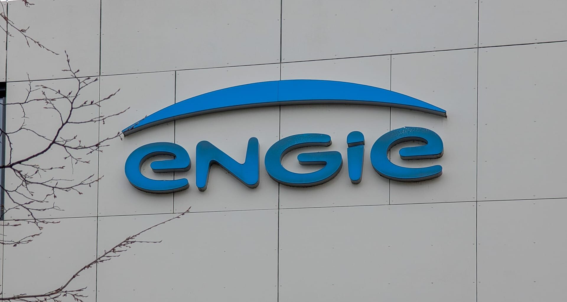 Engie shares jump on $14 billion U.K. power grid deal