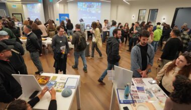 Over 300 olim gather in Tel Aviv for 'Meet Tel Aviv' community fair