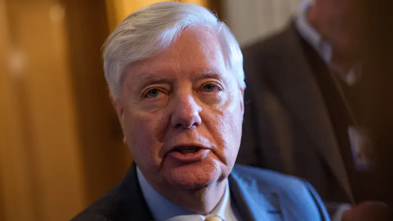 Graham: Open to Iran deal, but Congress must approve