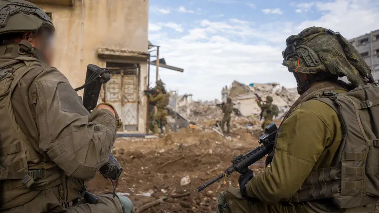 Watch: Terrorist crosses yellow line, is eliminated