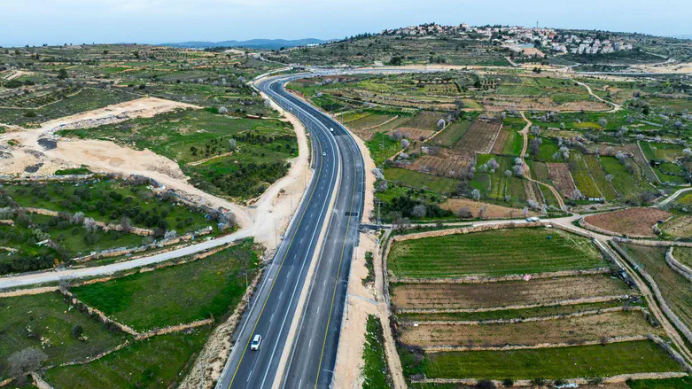 Significant improvement on Gush Etzion highway: two lanes in both directions