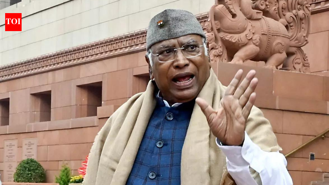 ‘People of India have right to know’: Mallikarjun Kharge questions secrecy around US trade deal, seeks clarity in Parliament | India News